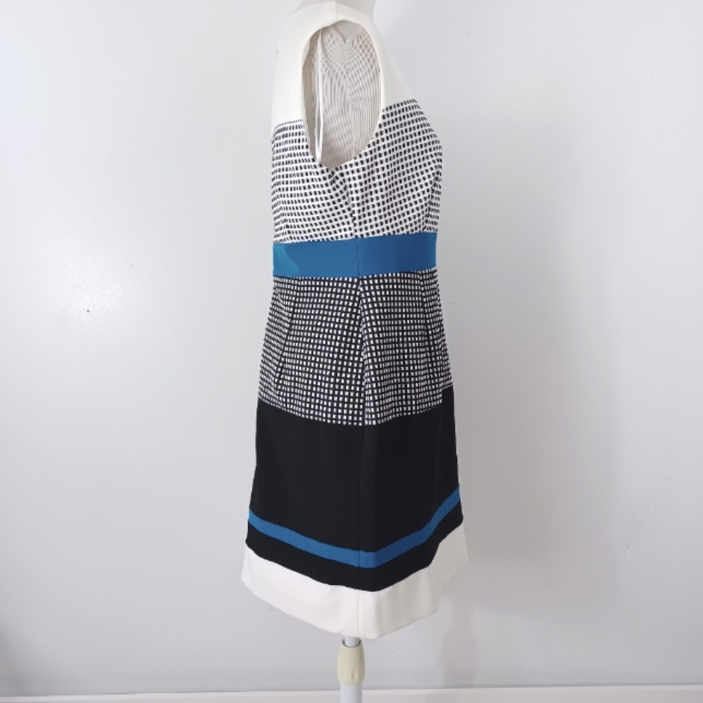 STUDIO ONE SLEEVELESS DRESS SIZE 14P - Picture 3 of 13